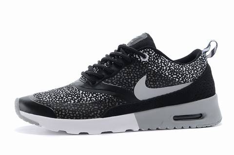 nike thea femme saumon